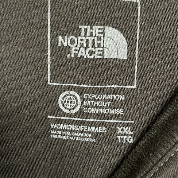 The North Face T shirt - Picture 4 of 5